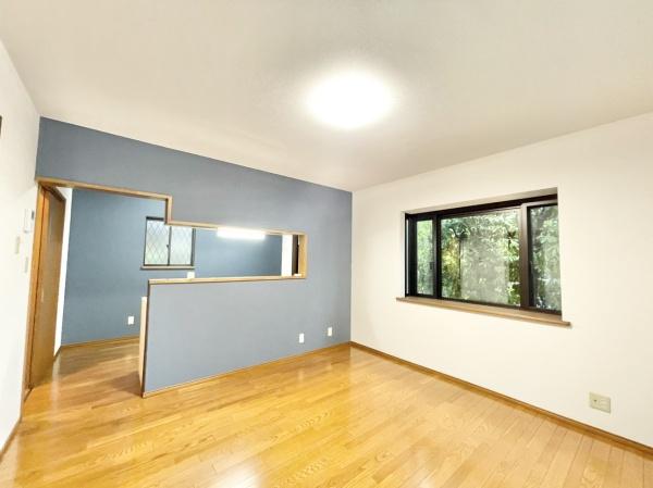 堺市東区中茶屋の中古一戸建て(リビング)