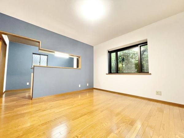 堺市東区中茶屋の中古一戸建て(リビング)