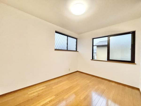 堺市東区中茶屋の中古一戸建て(洋室)