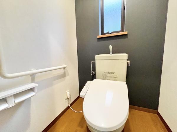 堺市東区中茶屋の中古一戸建て(トイレ)