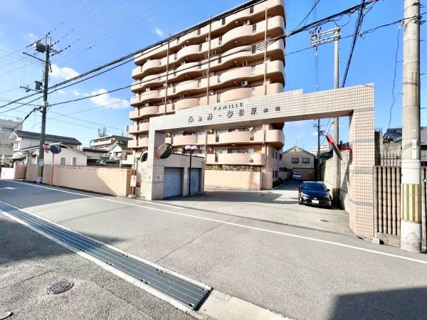 ふぁみーゆ松原・柴垣