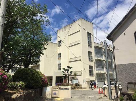 堺市東区野尻町の新築一戸建(堺市立東百舌鳥中学校)