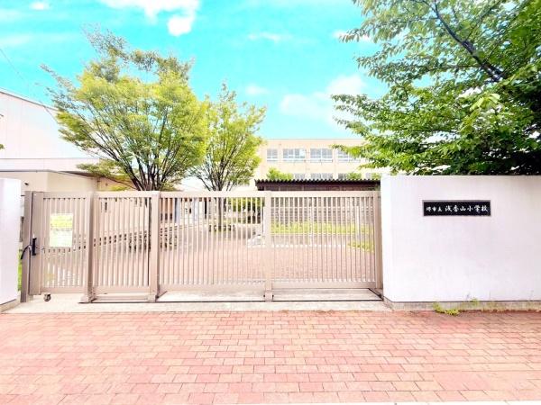 堺市堺区浅香山町１丁の中古一戸建て(堺市立浅香山小学校)