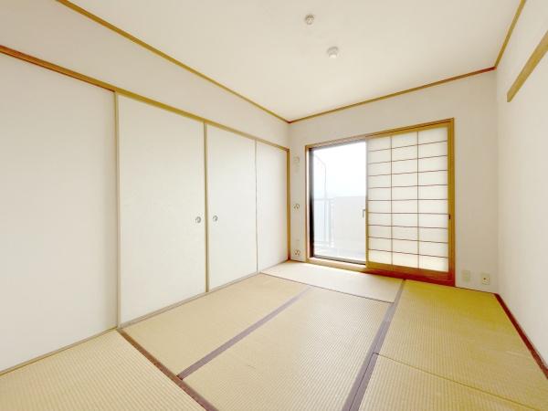 コスモ初芝