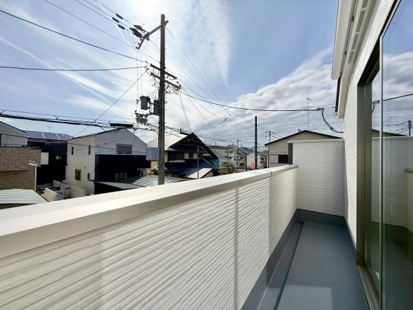 堺市西区浜寺諏訪森町東３丁の新築一戸建