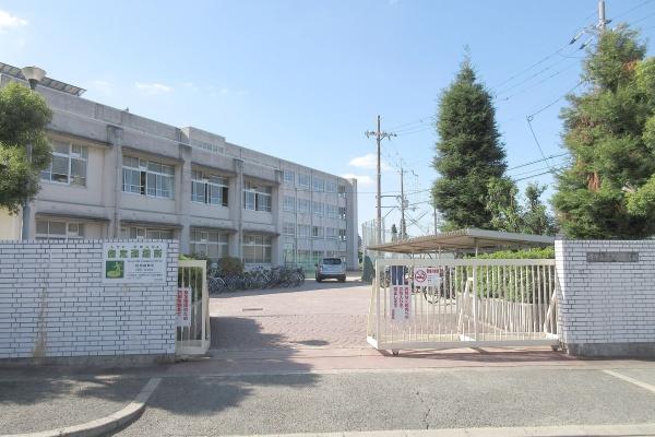 堺市西区神野町２丁の中古一戸建て(堺市立津久野中学校)
