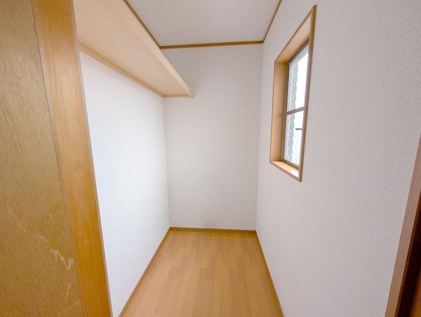 堺市西区鳳中町９丁の中古一戸建て