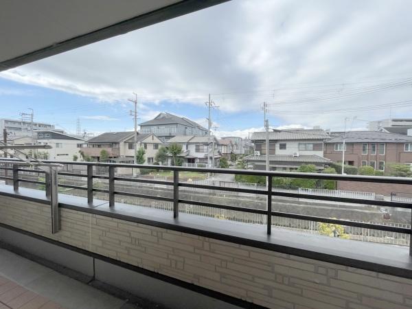 堺市西区浜寺諏訪森町西３丁の中古一戸建て