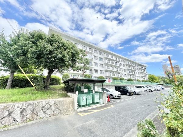 泉北槇塚台住宅五号棟