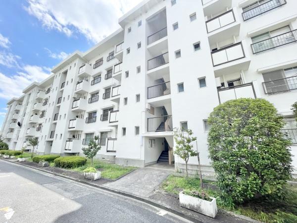 泉北槇塚台住宅五号棟