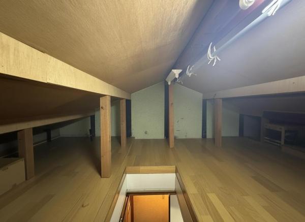寝屋川市上神田２丁目の中古一戸建て