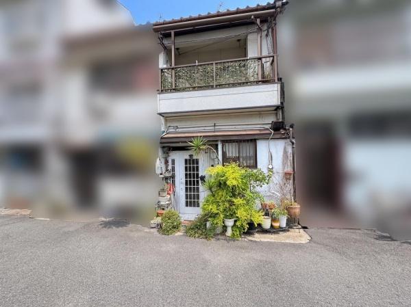 寝屋川市上神田２丁目の中古一戸建て