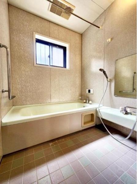 寝屋川市堀溝３丁目の中古一戸建