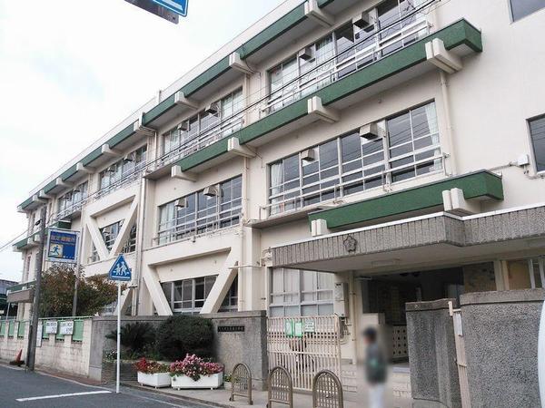 茨木市目垣１丁目の新築一戸建(茨木市立玉島小学校)