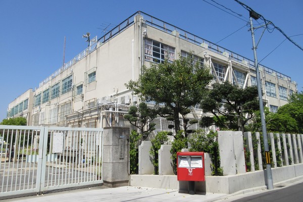 東大阪市中小阪１丁目の新築一戸建(東大阪市立小阪小学校)
