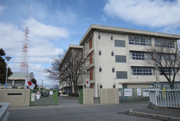 摂津市鳥飼新町２丁目の新築一戸建(摂津市立第五中学校)