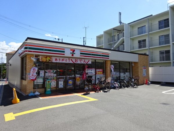 豊中市上野西3丁目の新築一戸建(セブンイレブン豊中桜の町5丁目店)