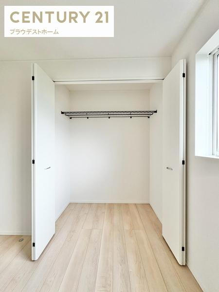 東大阪市布市町1丁目の新築一戸建(収納)