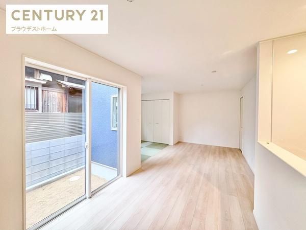 東大阪市布市町1丁目の新築一戸建(リビング)