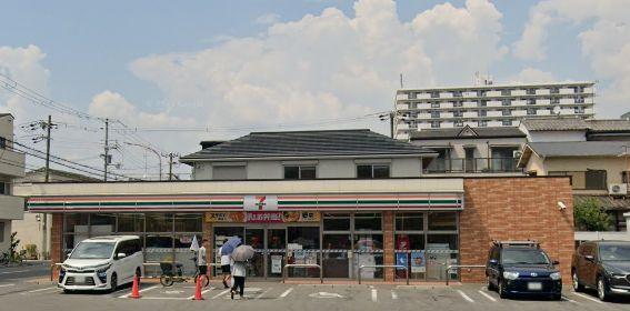 ファミールパーク鶴見(セブンイレブン大阪今津中1丁目店)