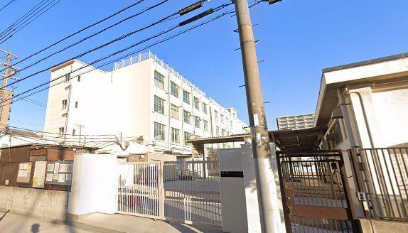 ファミールパーク鶴見(大阪市立今津中学校)