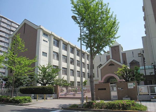 大阪市此花区高見３丁目の新築一戸建(大阪市立高見小学校)