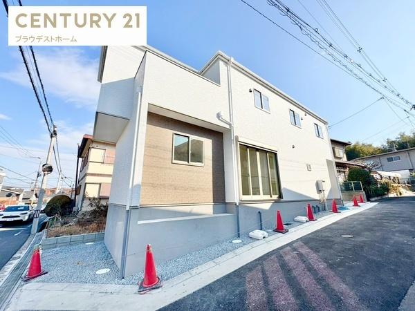 枚方市藤阪元町３丁目の新築一戸建