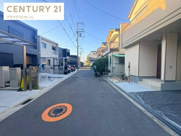 東大阪市下六万寺町３丁目の新築一戸建
