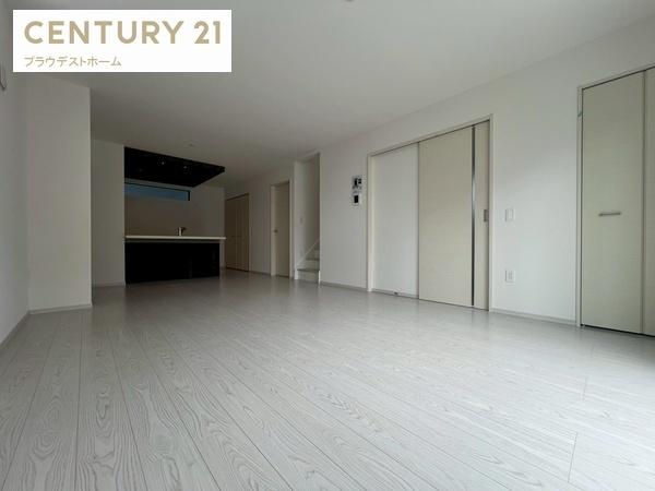 宝塚市高司３丁目の新築一戸建