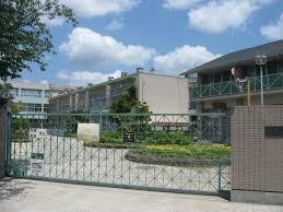 枚方市牧野下島町の新築一戸建(枚方市立牧野小学校)