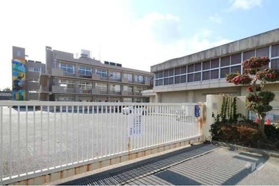 宝塚市御殿山４丁目の新築一戸建(宝塚市立御殿山中学校)