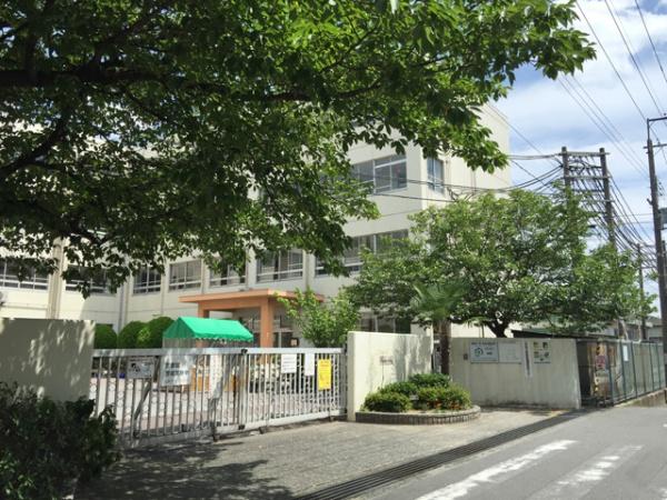 高槻市大塚町1丁目の中古一戸建て(高槻市立竹の内小学校)