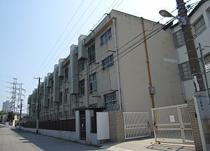 【ライオンズマンション此花】(大阪市立伝法小学校)