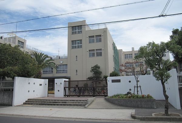 【ダイアパレス住之江公園】(大阪市立新北島中学校)