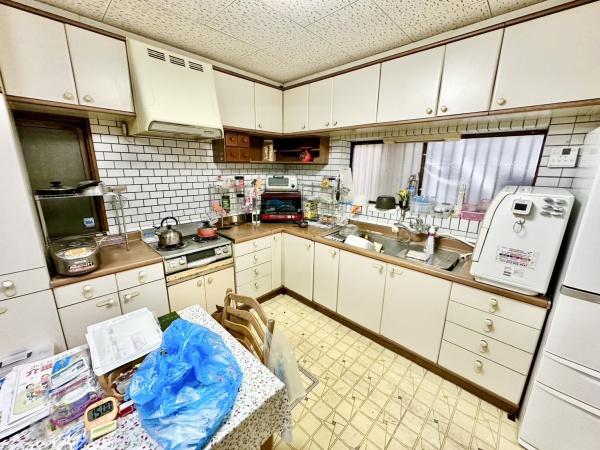 寝屋川市高柳２丁目の中古一戸建て