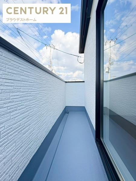 豊中市利倉2丁目の新築一戸建(バルコニー)