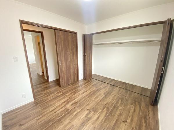 東大阪市御厨南2丁目の中古一戸建て(洋室)