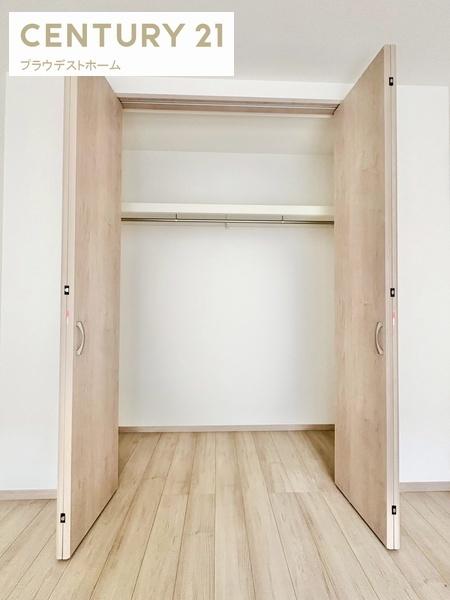 東大阪市大蓮東2丁目の新築一戸建(収納)