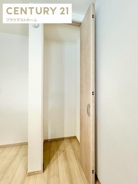 東大阪市大蓮東2丁目の新築一戸建(収納)