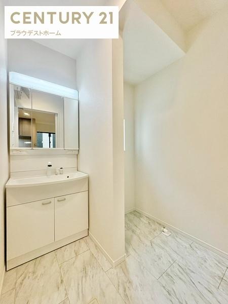 東大阪市大蓮東2丁目の新築一戸建(洗面台・洗面所)