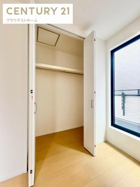 東大阪市大蓮東2丁目の新築一戸建(収納)