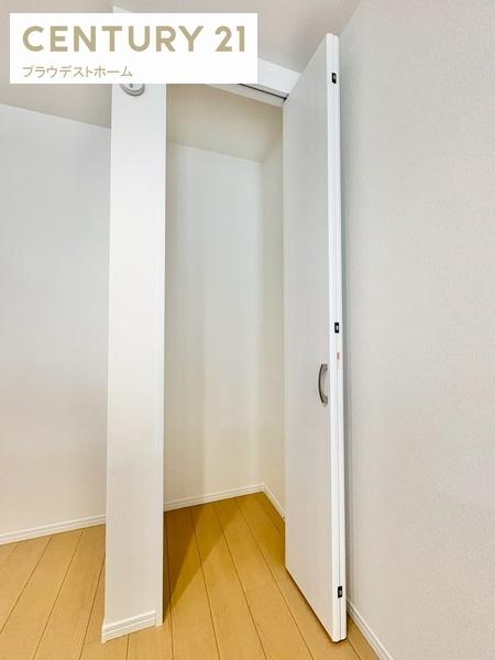 東大阪市大蓮東2丁目の新築一戸建(収納)