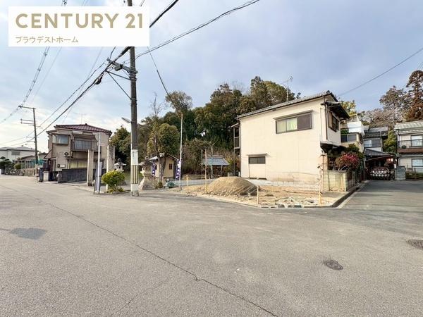 寝屋川市八幡台の新築一戸建
