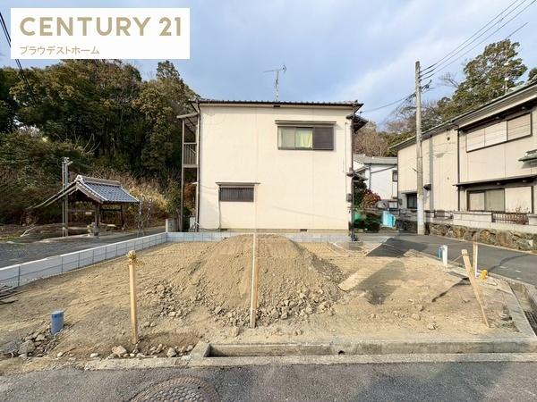寝屋川市八幡台の新築一戸建
