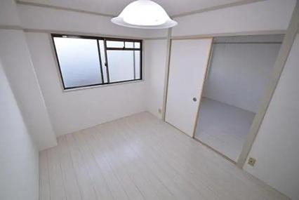 「リッチフィールド小満」