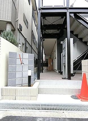 リプリ・ZR・S造「石橋阪大前」2019築浅全12室