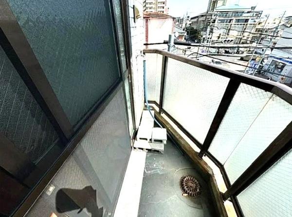 クレール服部「服部天神」駅歩9分白亜のタイル張全７室