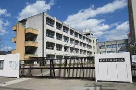枚方市長尾峠町の新築一戸建(枚方市立長尾中学校)