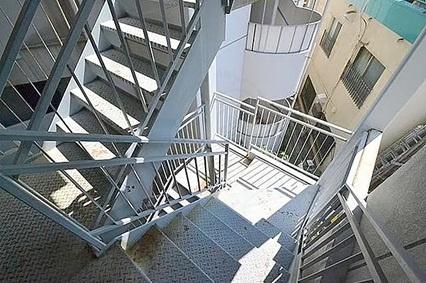 BFレジデンス「上新庄」10分鉄骨8階建23室