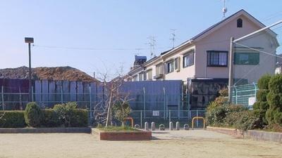 寝屋川市成美町の新築一戸建(上神田公園)